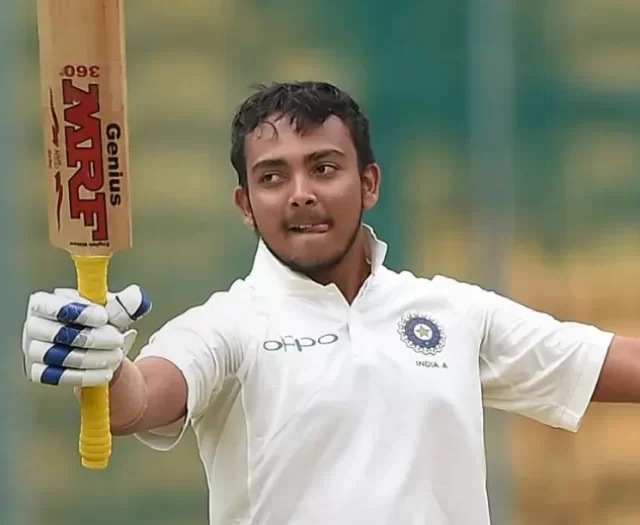 Ranji Trophy: Prithvi Shaw के बल्ले ने उगली आग, 400 रनों से चूकें...