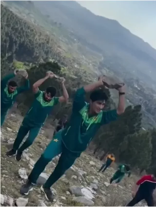 Azam Khan के लिए पहाड़ की शिखर पर बजी तालियां, पाकिस्तान टीम की…